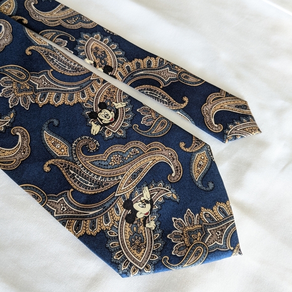 Balancine Mickey Mouse Silk Necktie - Picture 10 of 15